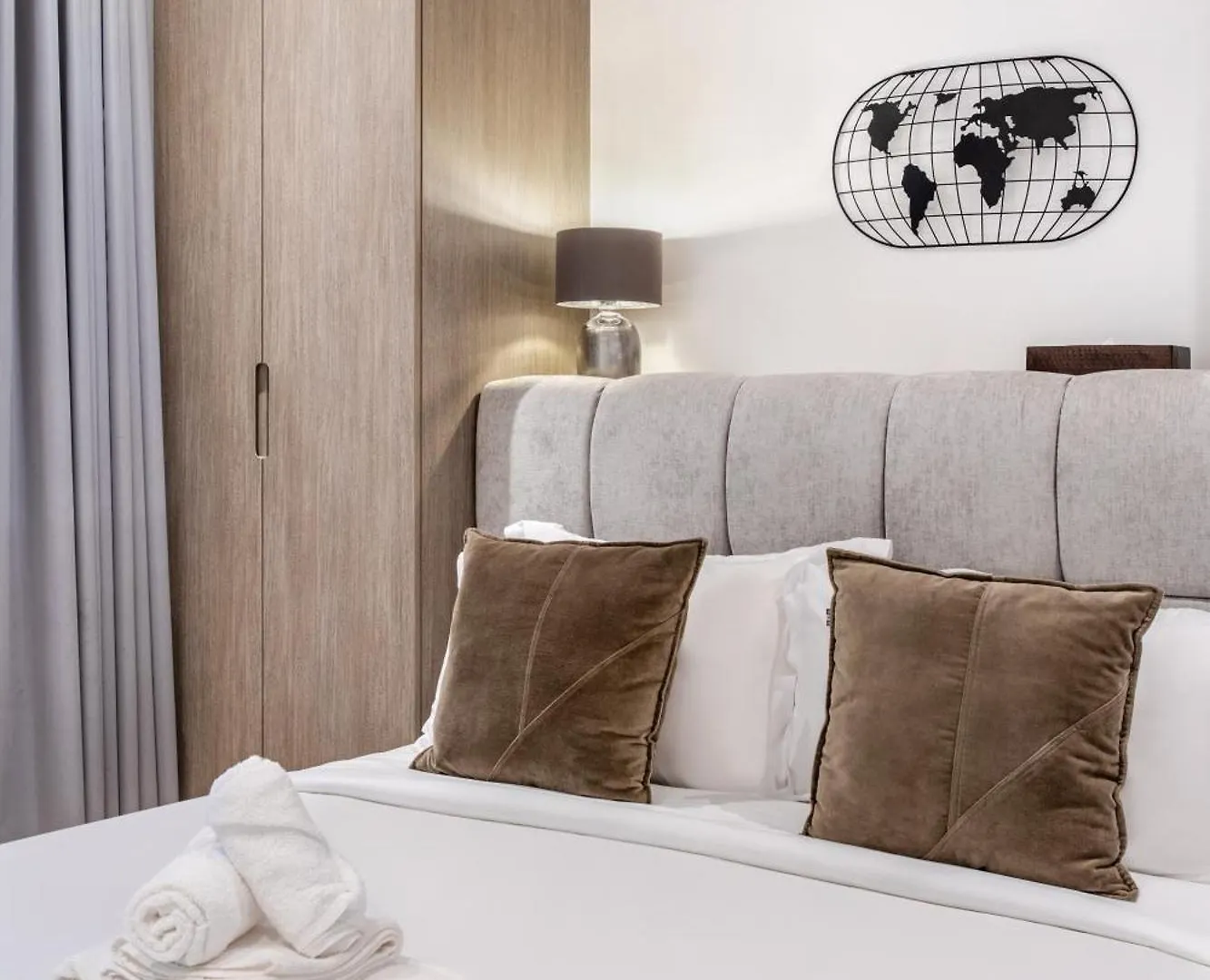 Cozy & Lux Studio-Walk To Burj Khalifasleeps 3 Dubai